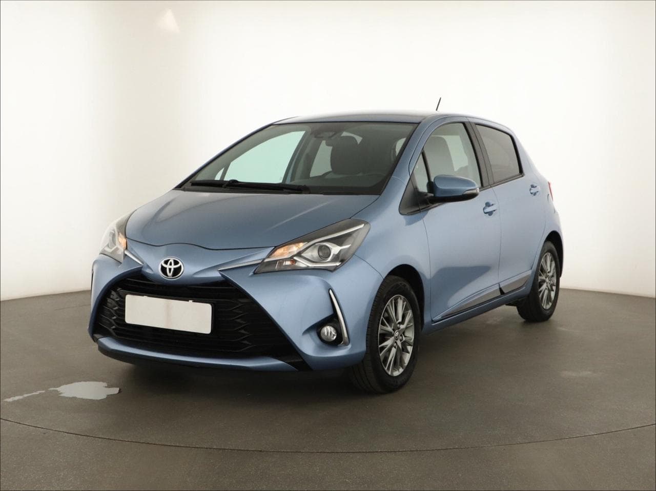 2017 Toyota YARIS - 3