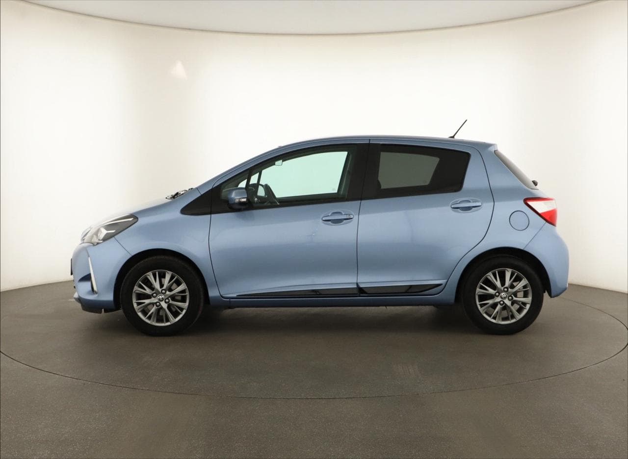 2017 Toyota YARIS - 4