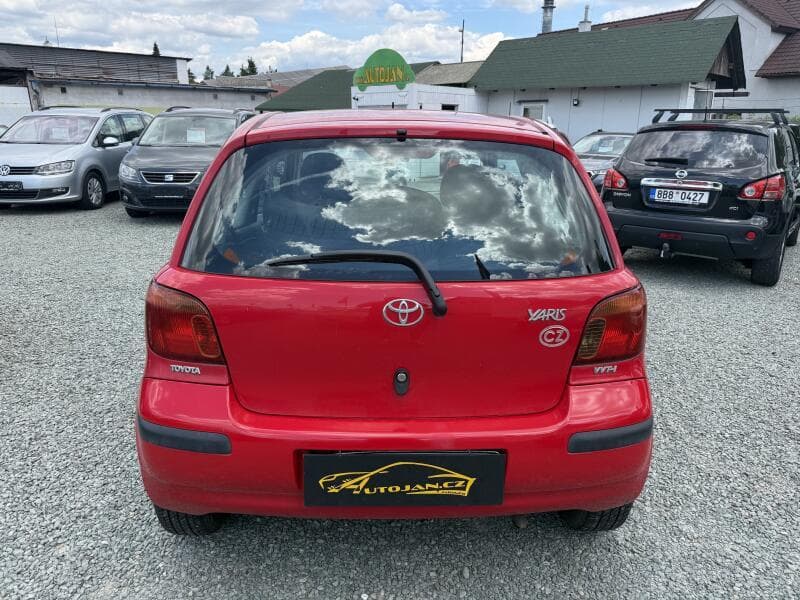 2005 Toyota YARIS - 5