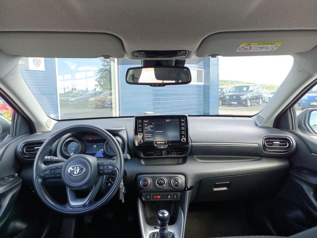 2023 Toyota YARIS - 2