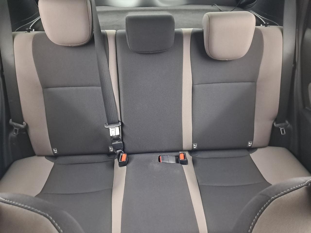 2017 Toyota YARIS - 14
