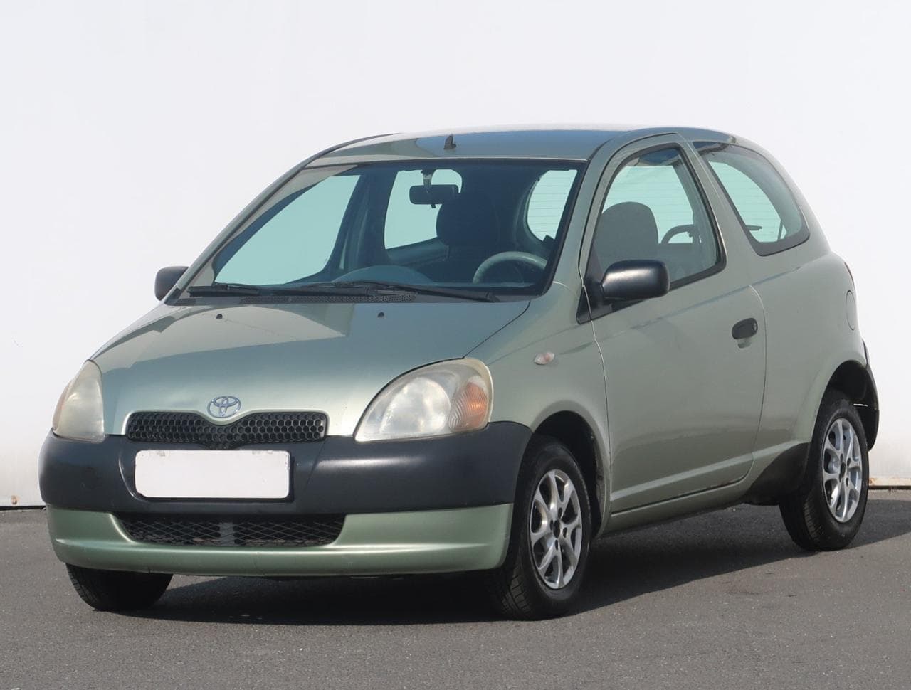 2001 Toyota YARIS - 3