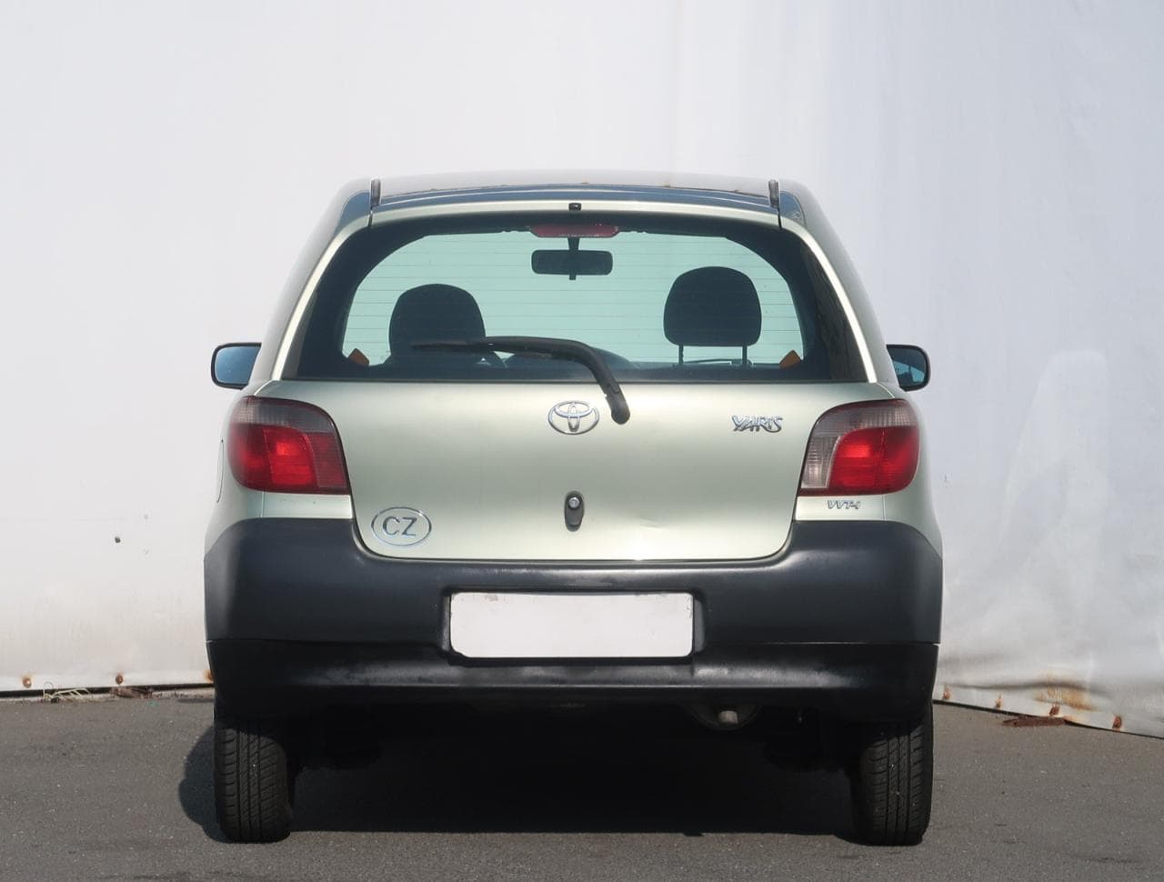 2001 Toyota YARIS - 5