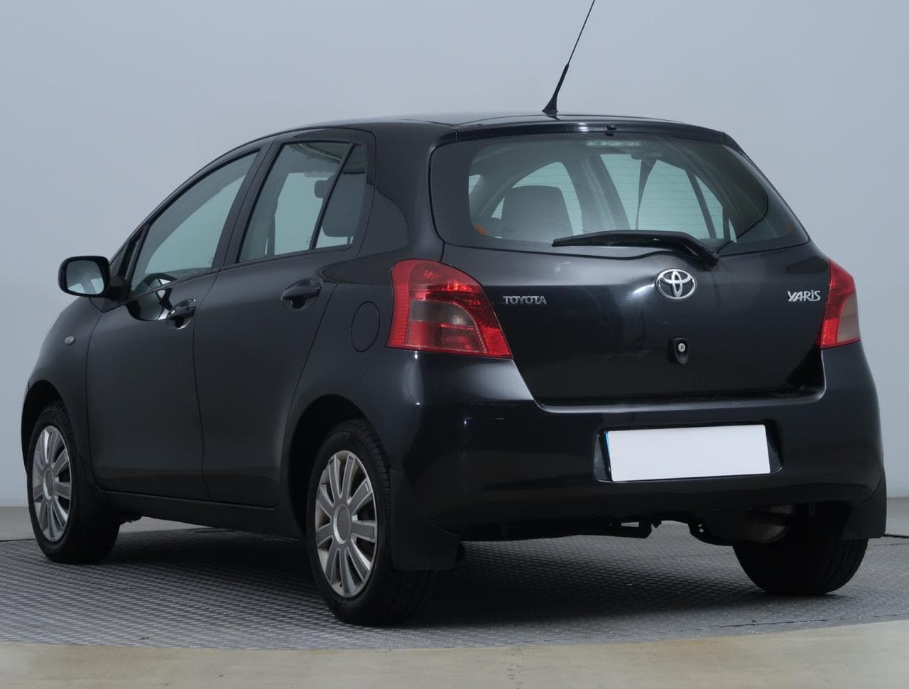 2008 Toyota YARIS - 5