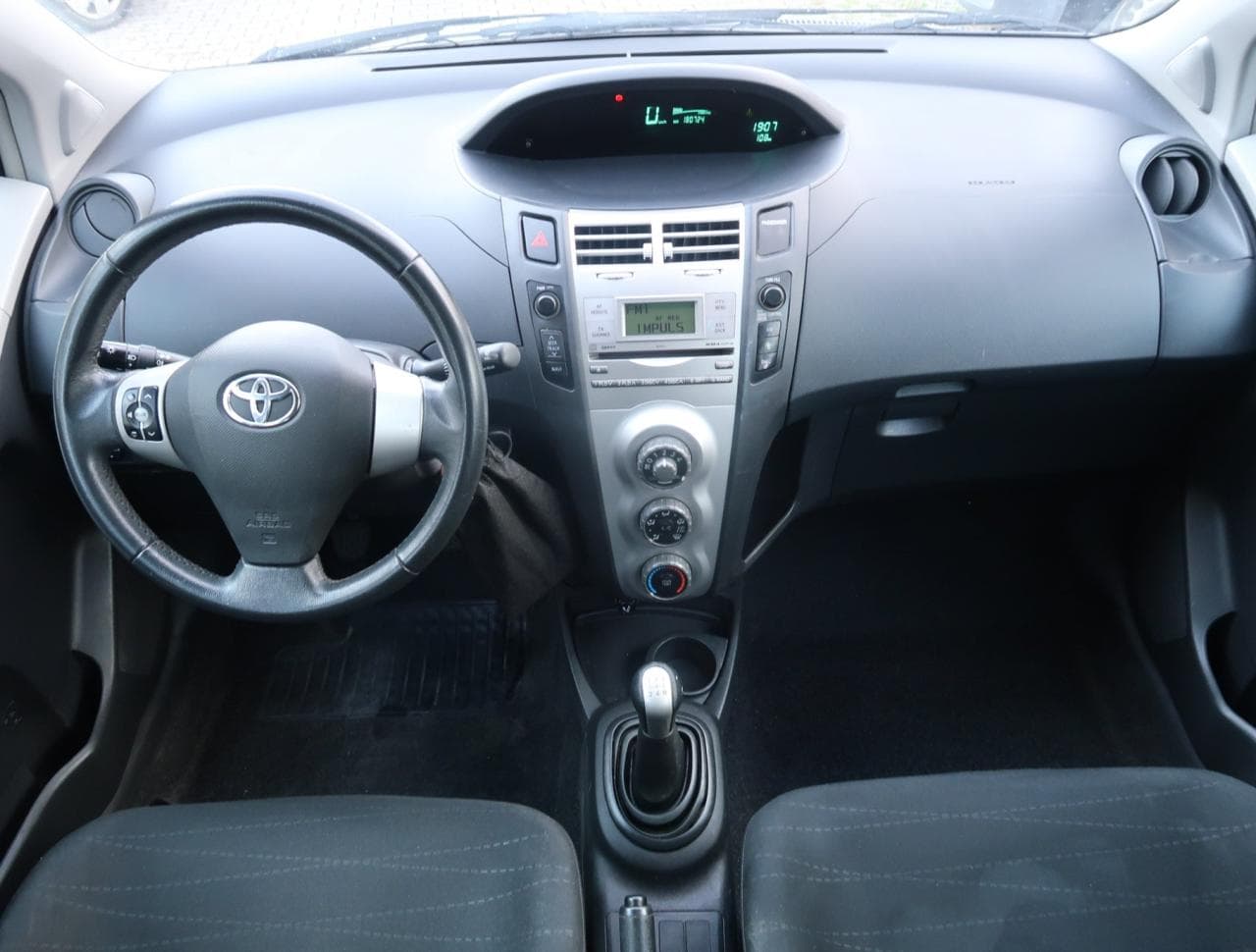 2008 Toyota YARIS - 10