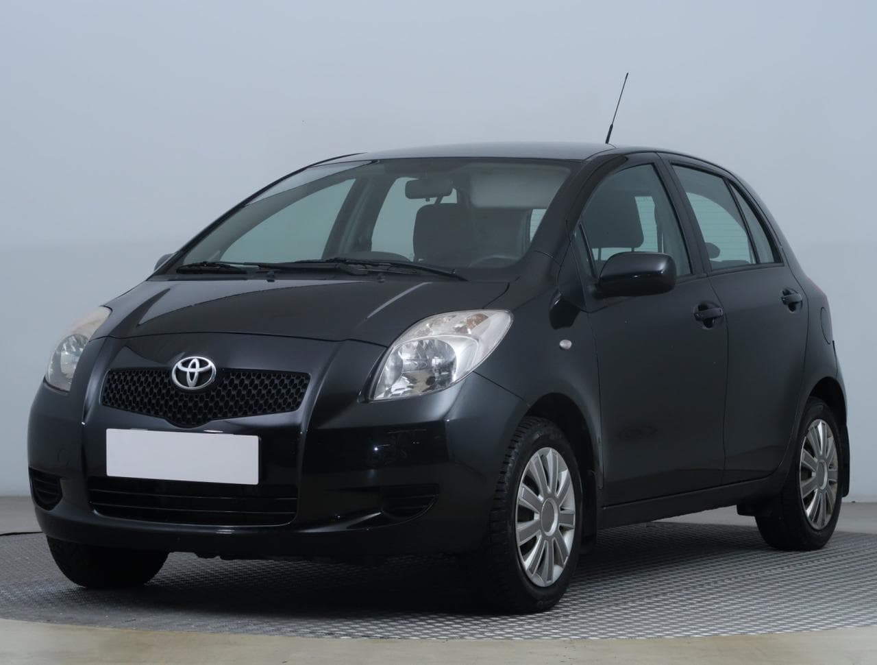 2008 Toyota YARIS - 3