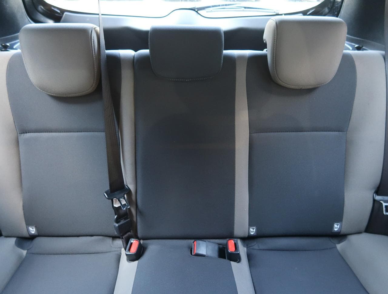 2020 Toyota YARIS - 14