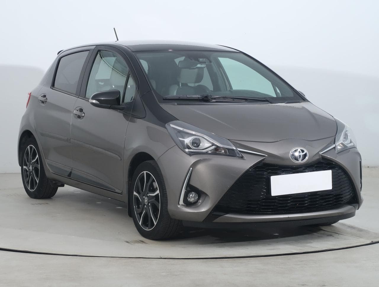 2017 Toyota YARIS