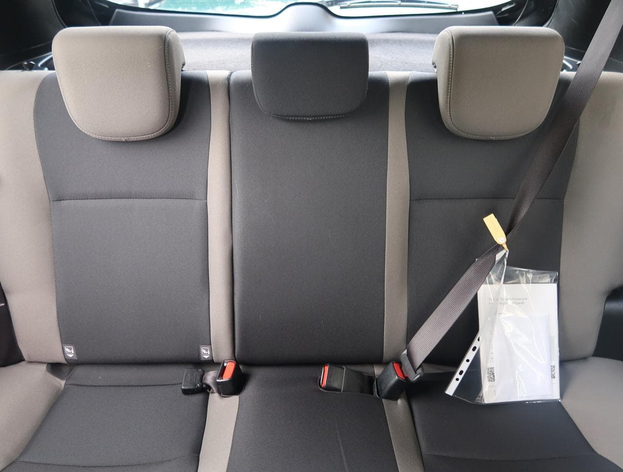 2017 Toyota YARIS - 14
