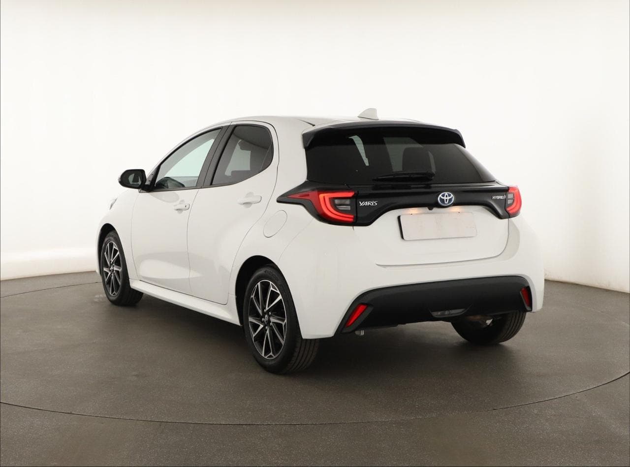 2023 Toyota YARIS - 5