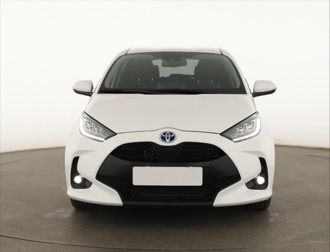 2023 Toyota YARIS - 2