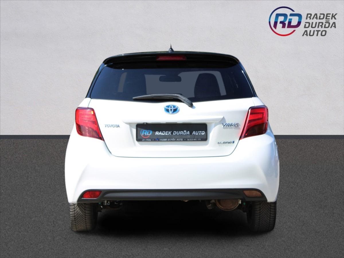 2016 Toyota YARIS - 6