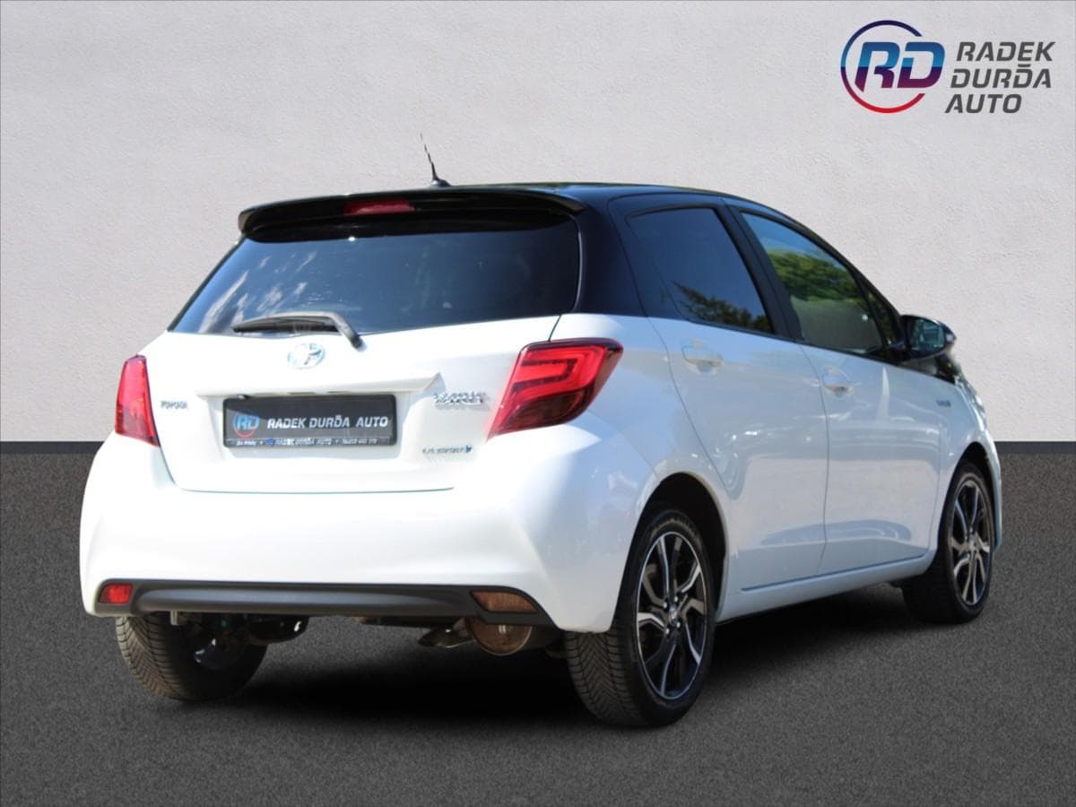 2016 Toyota YARIS - 5