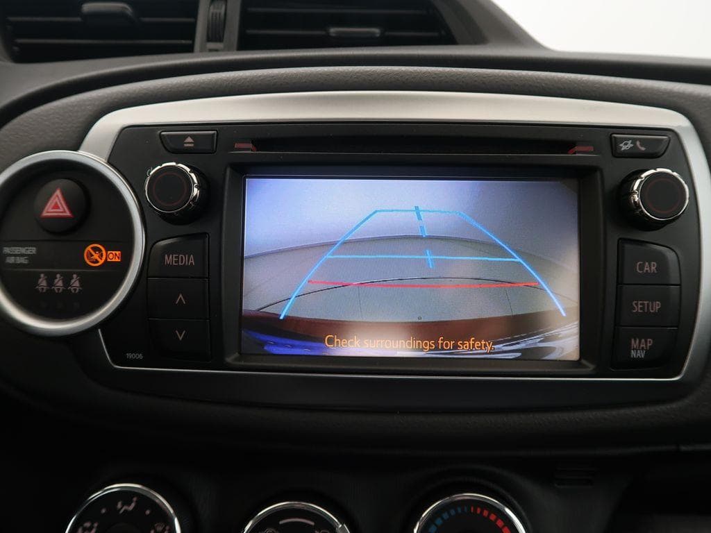 2012 Toyota Yaris - 35