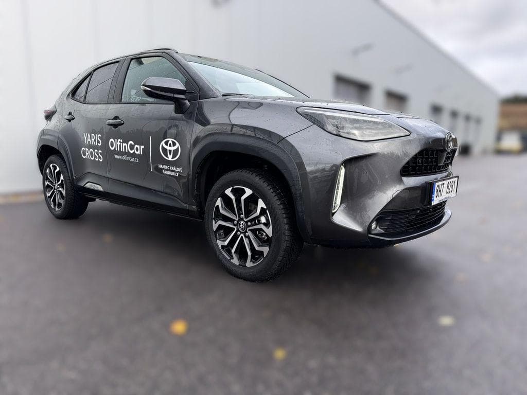 Toyota YARIS - 4
