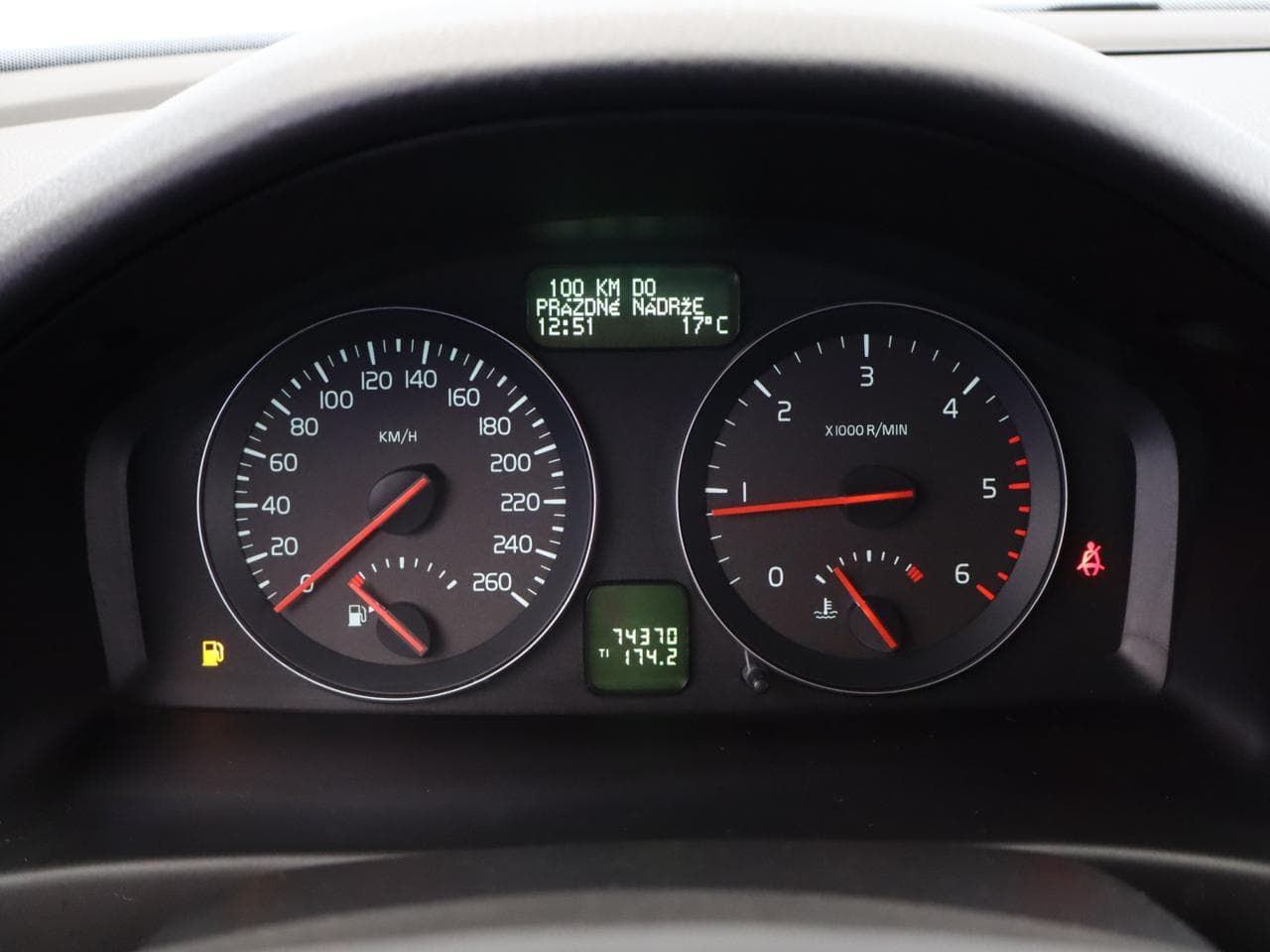 2012 Volvo C30 - 25