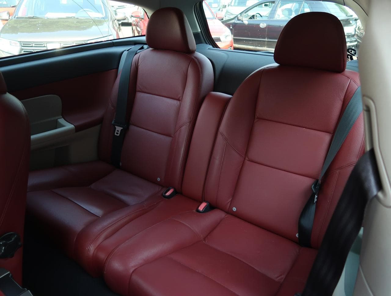 2011 Volvo C30 - 27