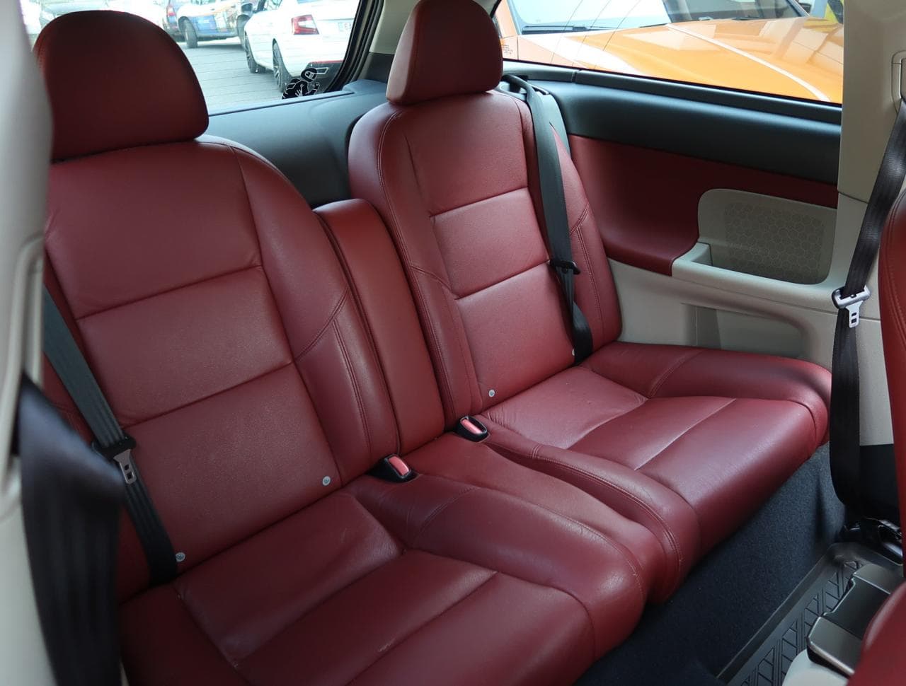 2011 Volvo C30 - 23