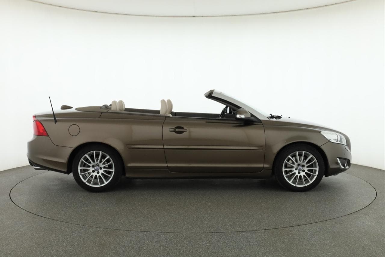 2011 Volvo C70 - 8