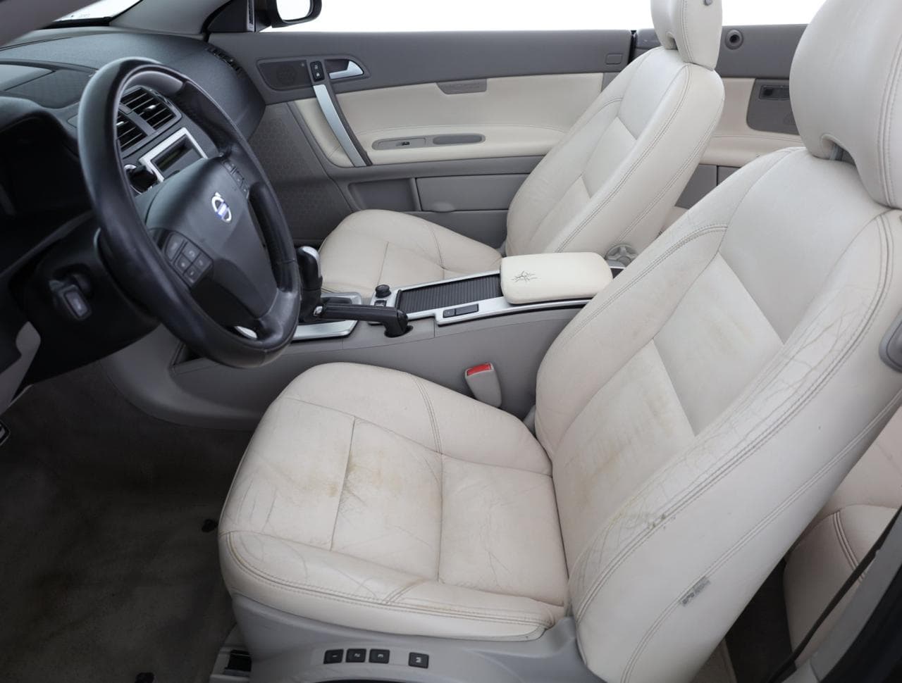 2011 Volvo C70 - 13