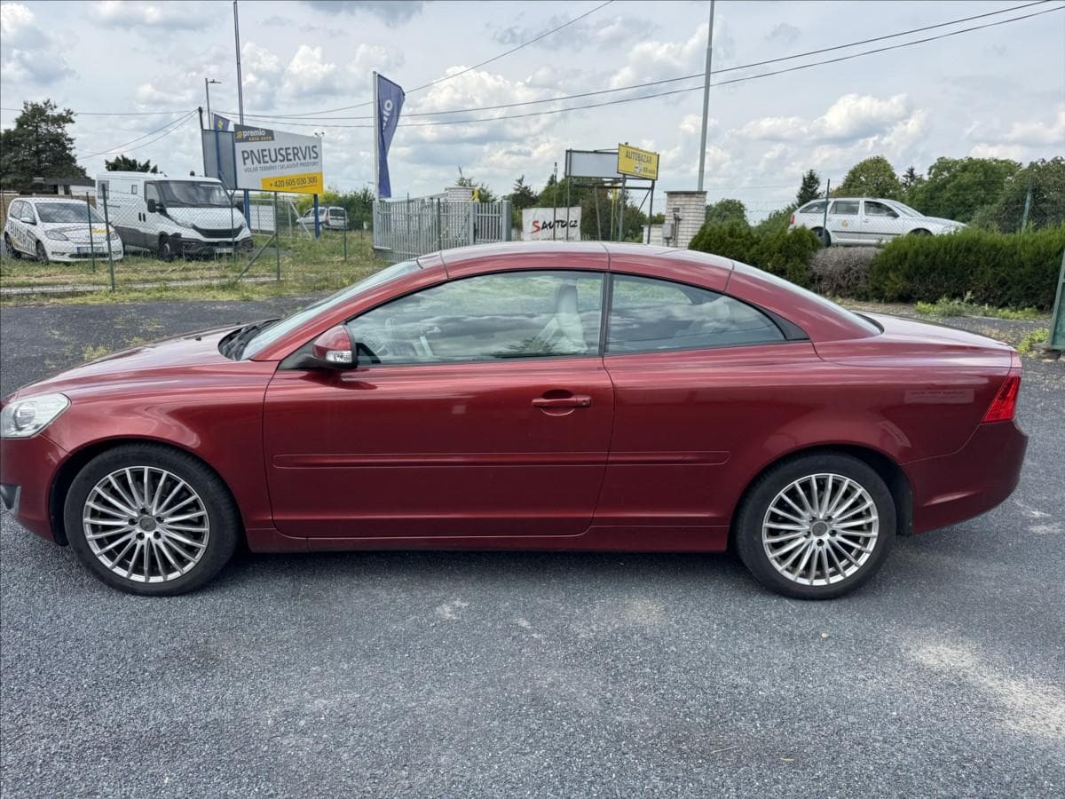 2011 Volvo C70 - 9