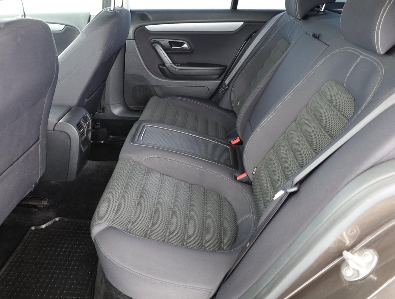 2013 Volkswagen CC - 12