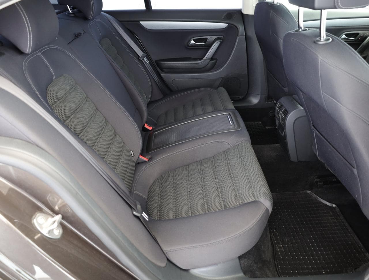 2013 Volkswagen CC - 11
