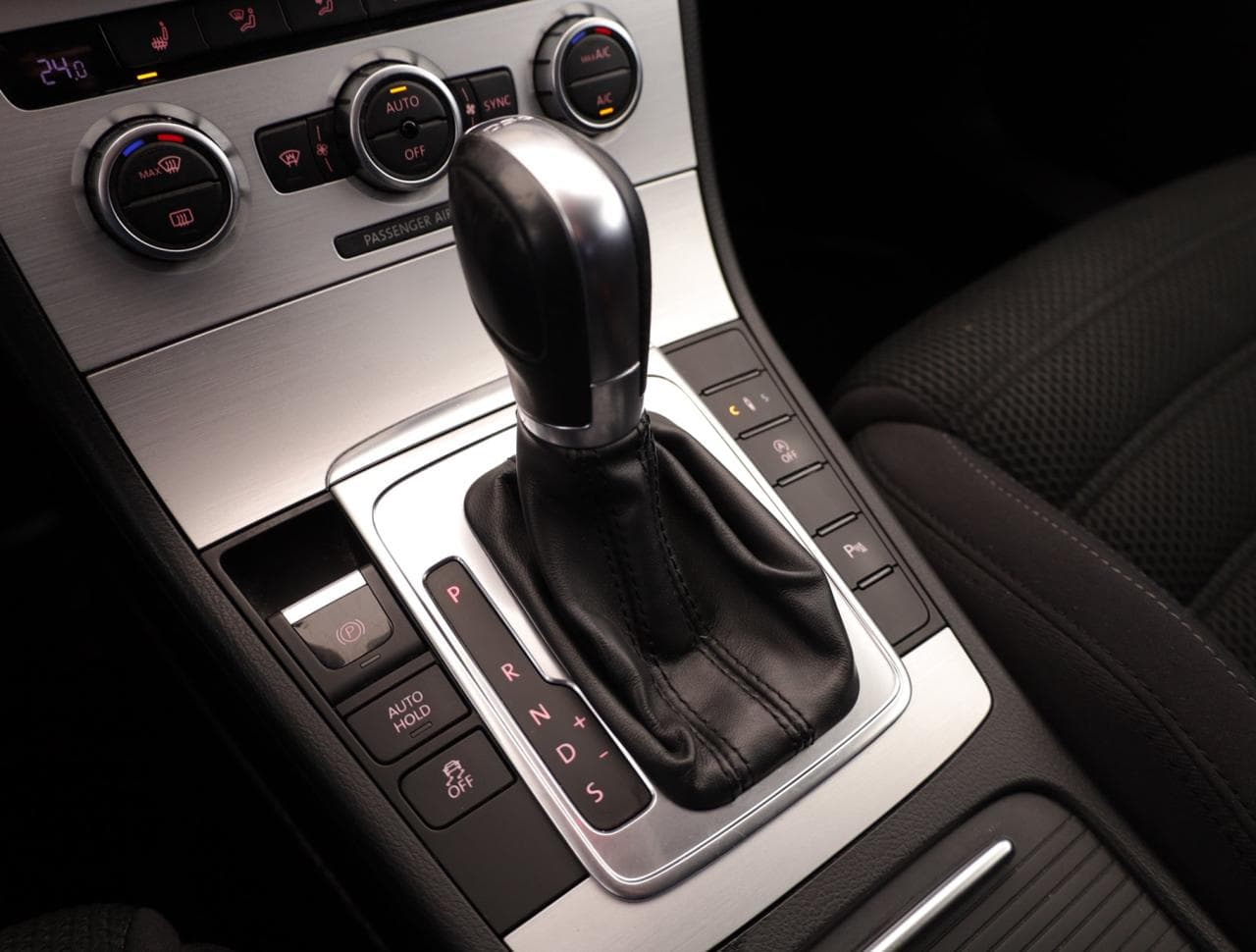 2013 Volkswagen CC - 17