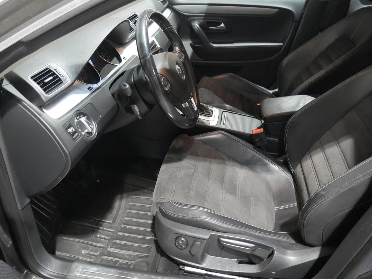 2013 Volkswagen Cc - 9