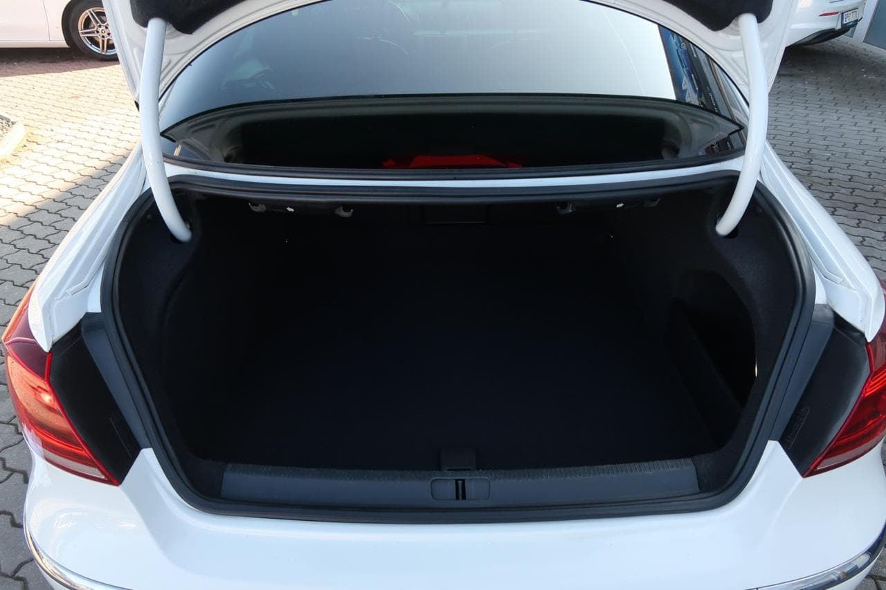 2013 Volkswagen Cc - 20