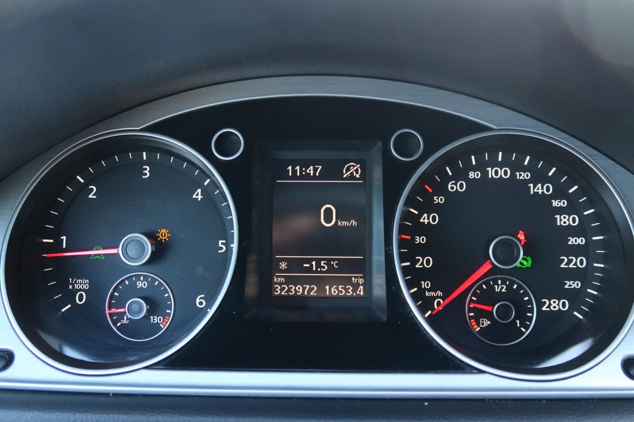 2013 Volkswagen Cc - 17