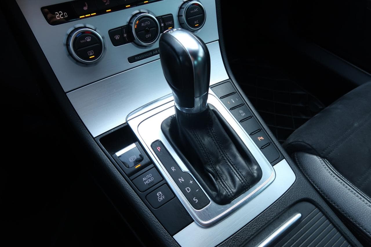 2013 Volkswagen Cc - 19