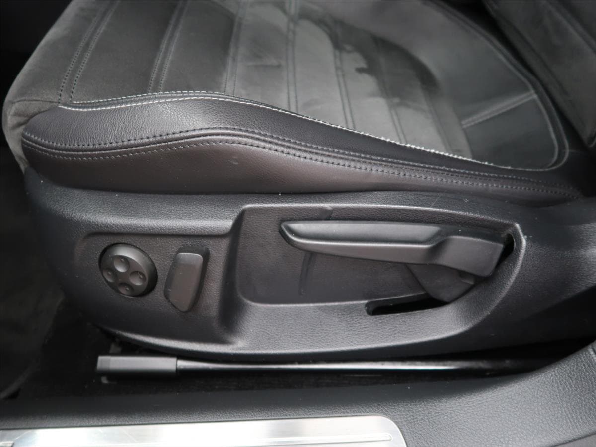 2014 Volkswagen Cc - 18