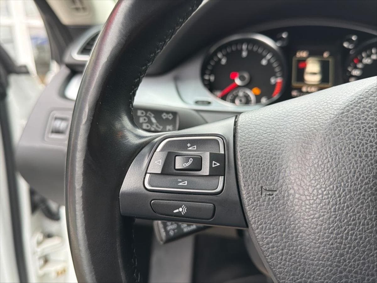 2015 Volkswagen Cc - 23