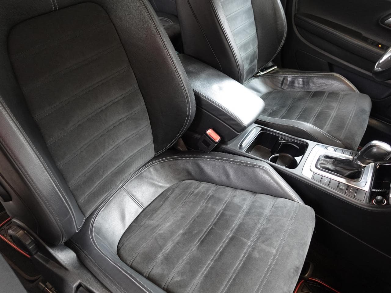 2012 Volkswagen CC - 11