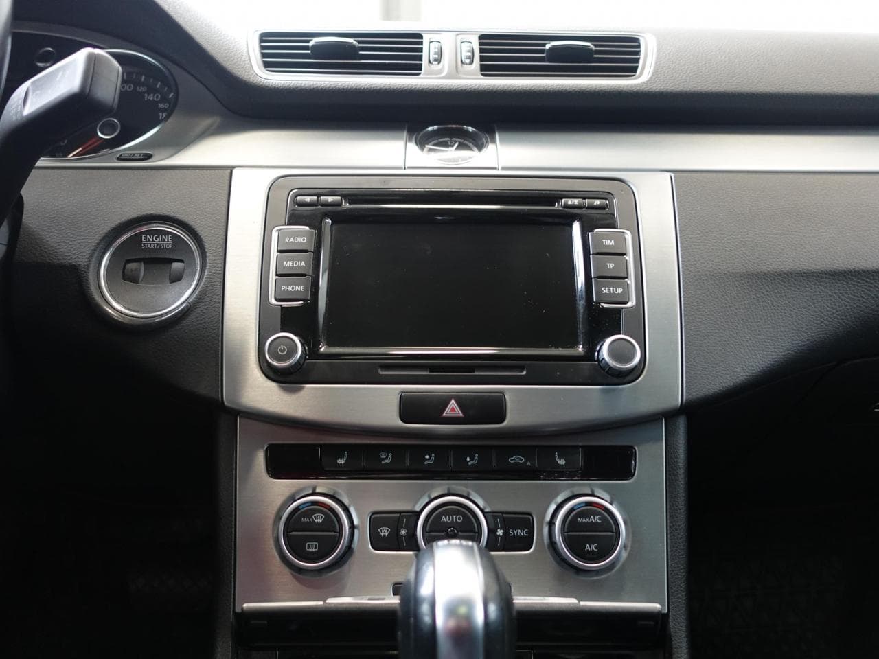 2012 Volkswagen CC - 13