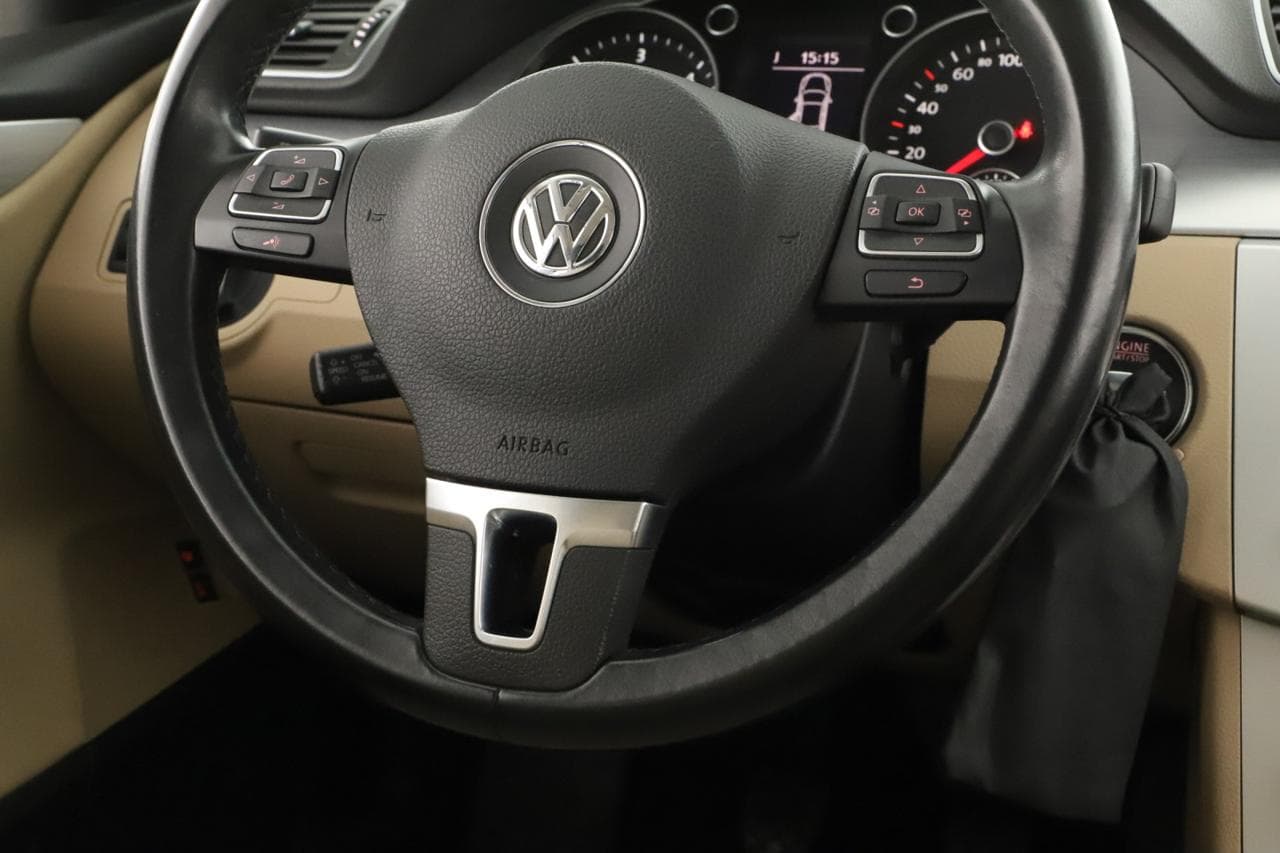 2013 Volkswagen Cc - 27