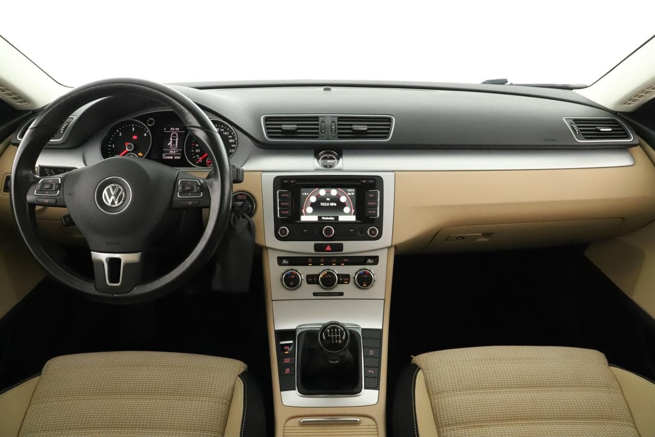 2013 Volkswagen Cc - 17