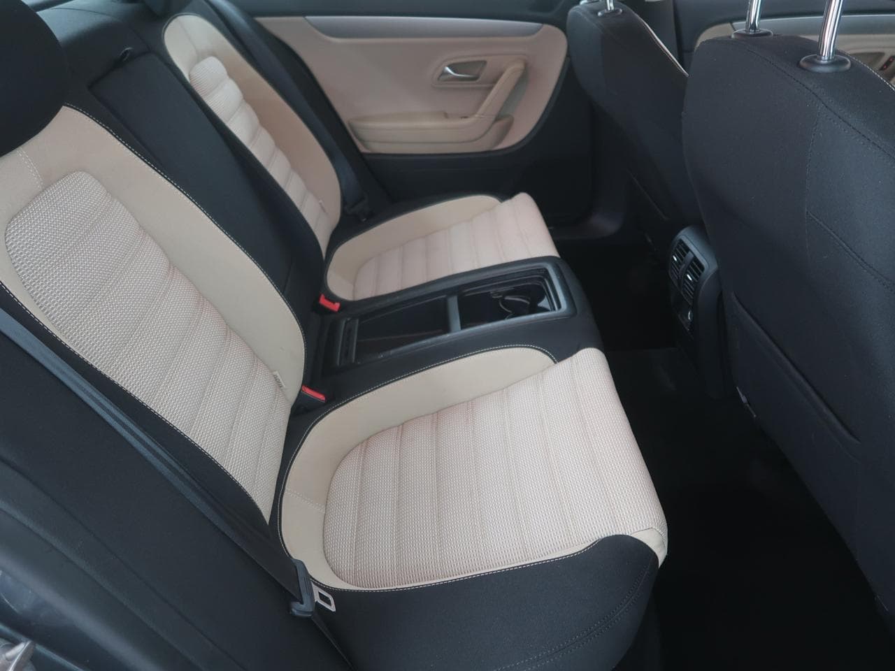 2013 Volkswagen CC - 13