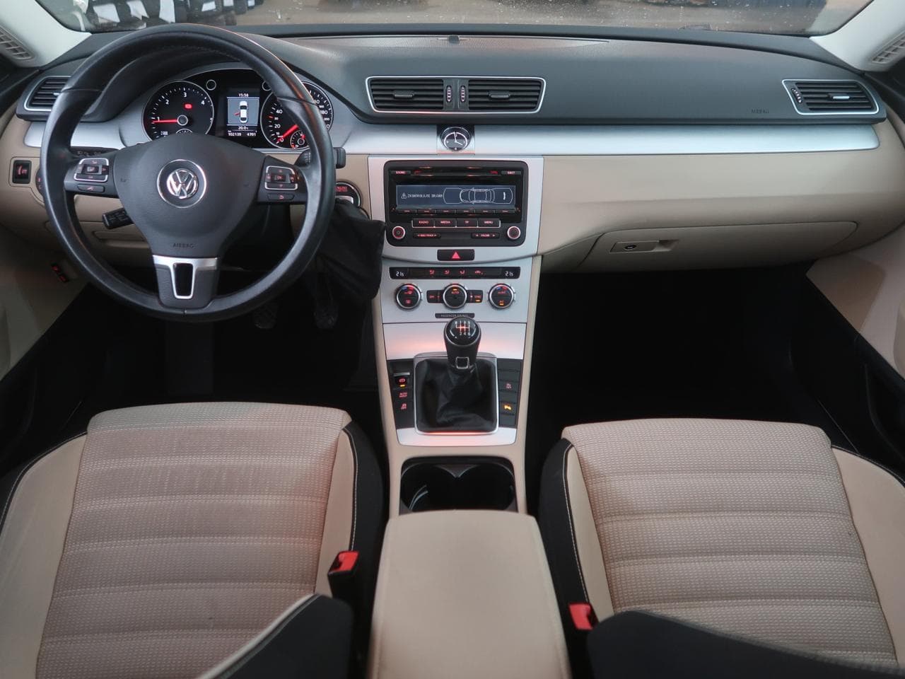 2013 Volkswagen CC - 10