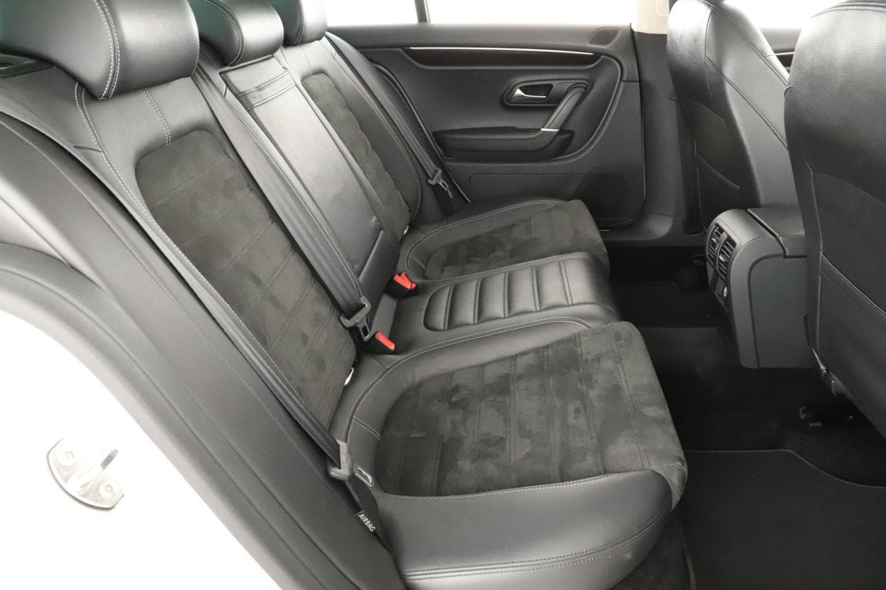 2012 Volkswagen CC - 29
