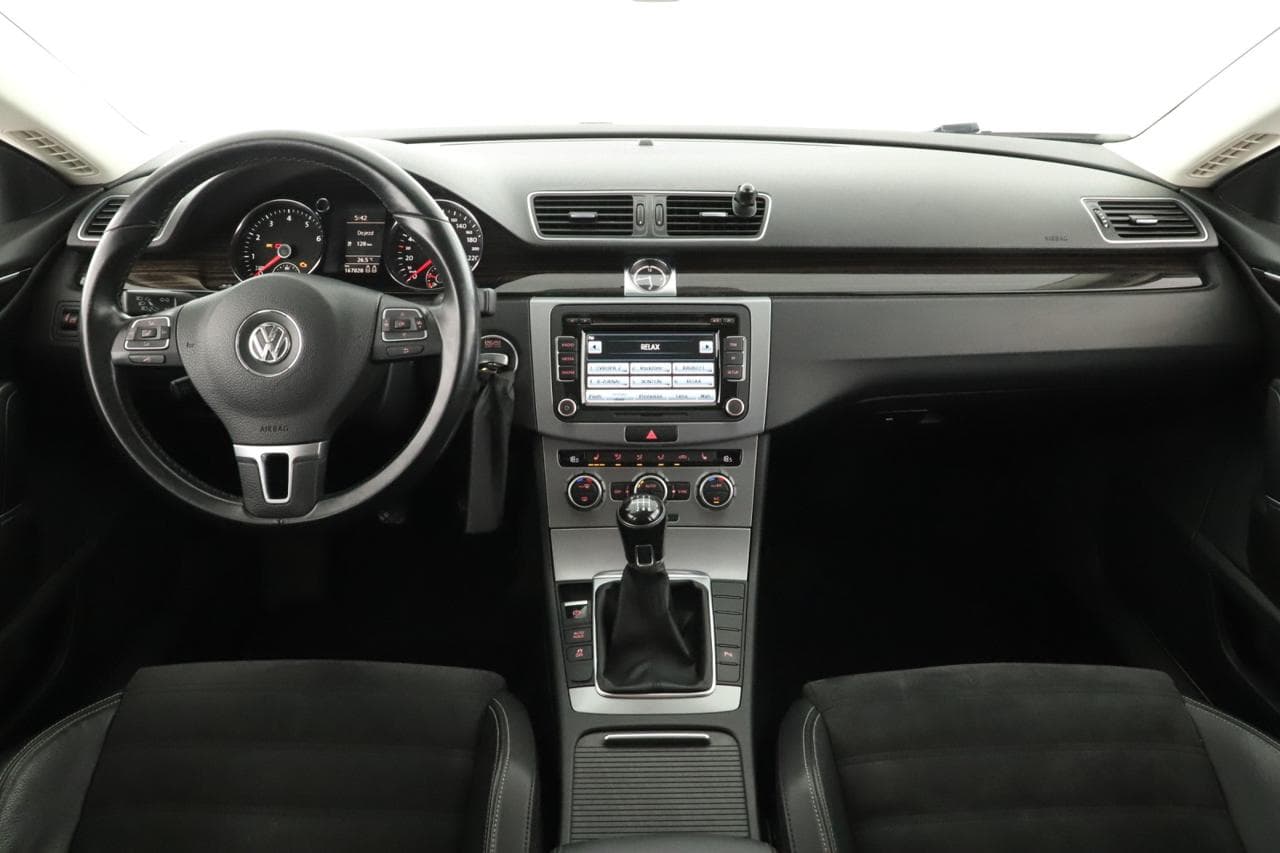 2012 Volkswagen CC - 23