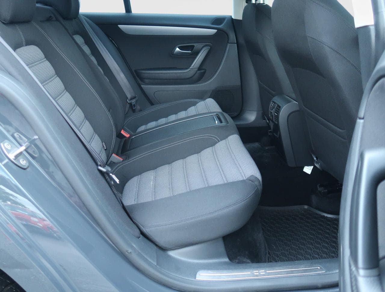 2013 Volkswagen CC - 13
