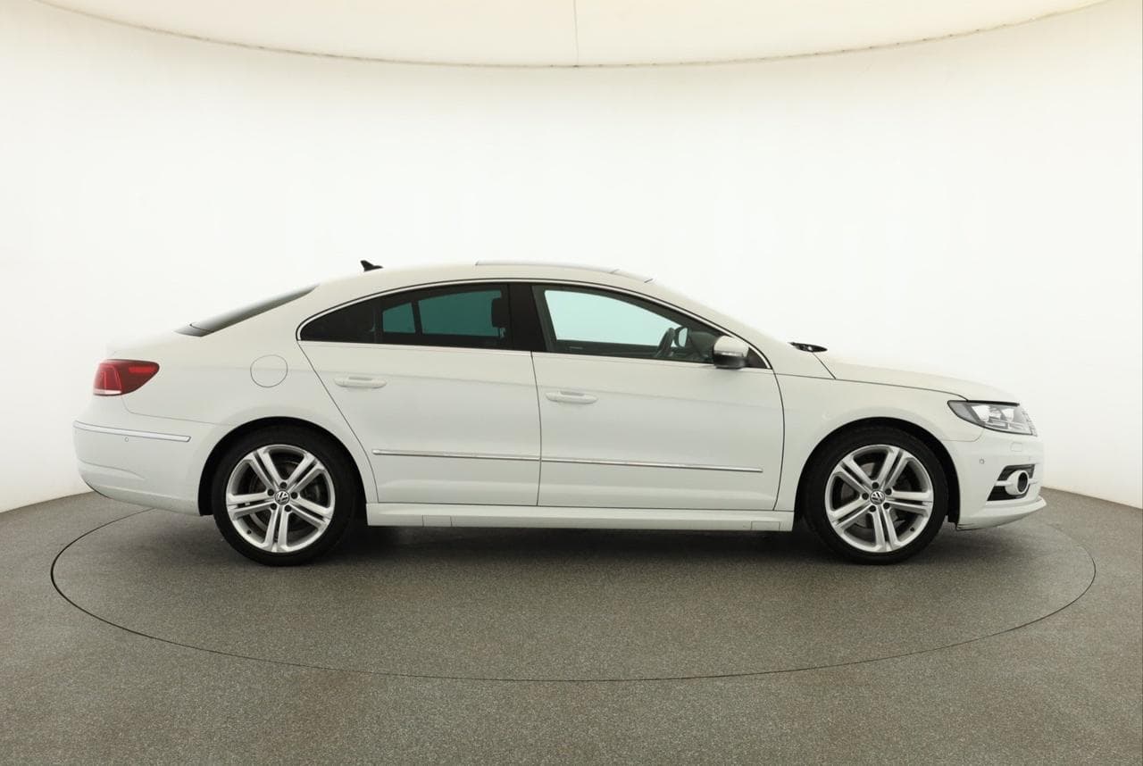 2015 Volkswagen CC - 8