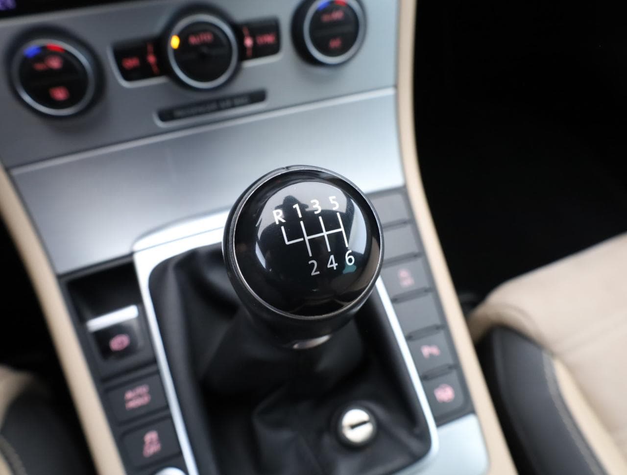 2015 Volkswagen CC - 17