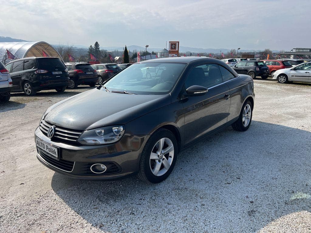 2011 Volkswagen Eos - 8