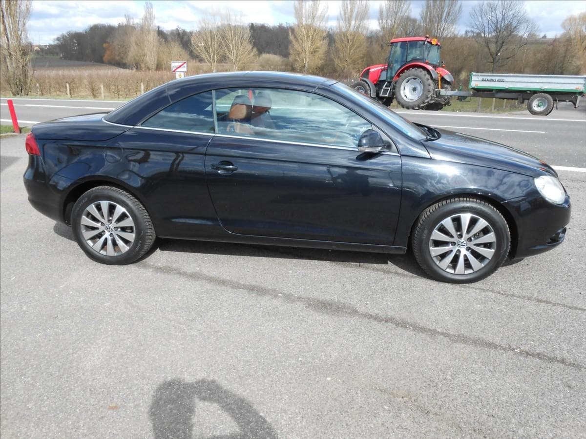2008 Volkswagen Eos - 19