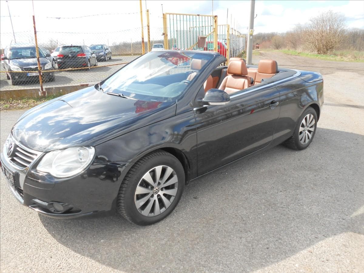 Volkswagen EOS 1,4 TSI 90 kW Serviska kabriolet