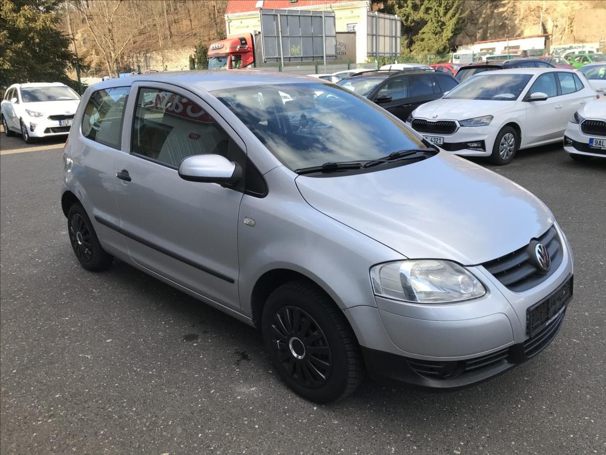 2006 Volkswagen FOX - 4