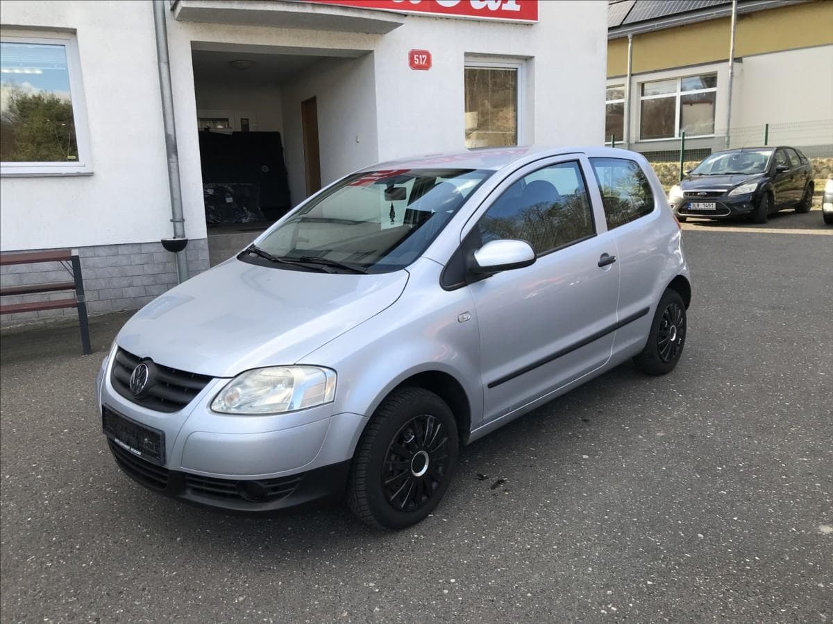2006 Volkswagen FOX - 3